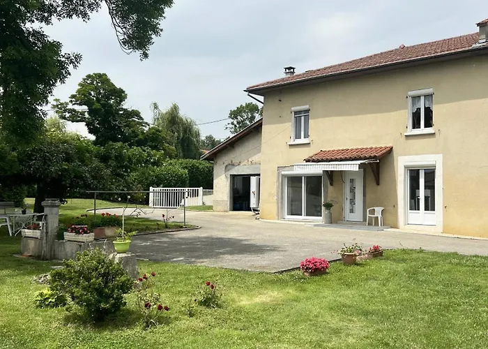 Corps De Ferme A 50Min De Lyon